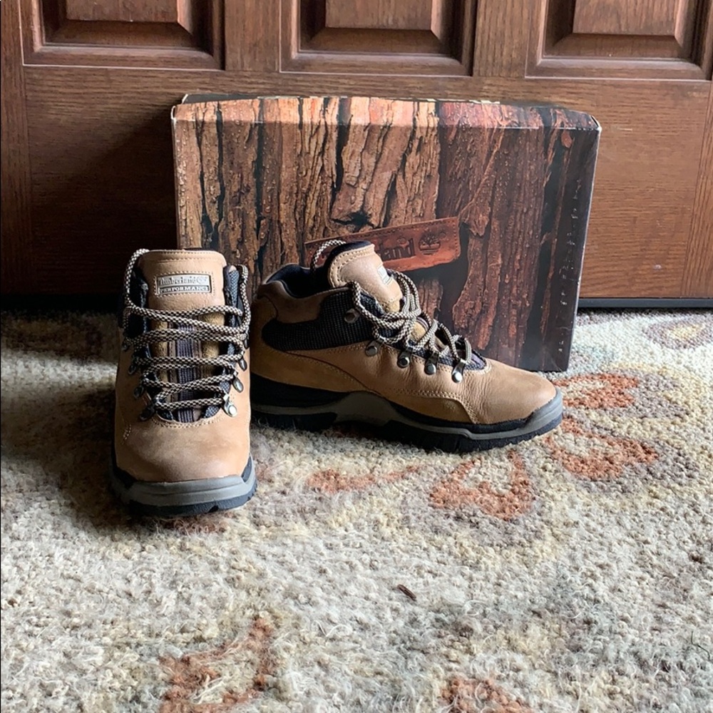 NWOT Timberland women's hiking boots👢